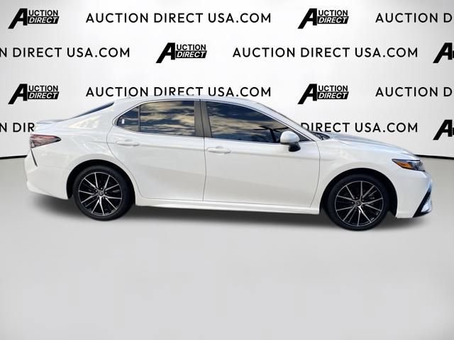 Used 2021 Toyota Camry SE image 21
