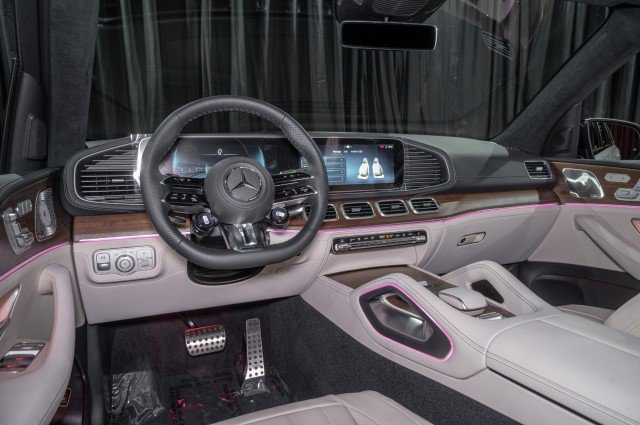New 2026 Mercedes-Benz GLS 63 AMG 4MATIC image 20