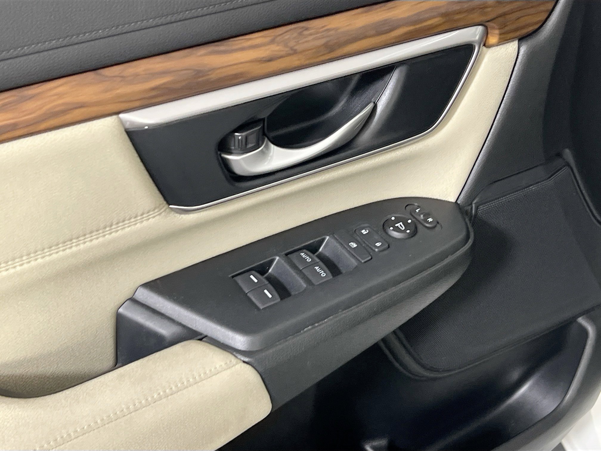 Used 2022 Honda CR-V EX image 17