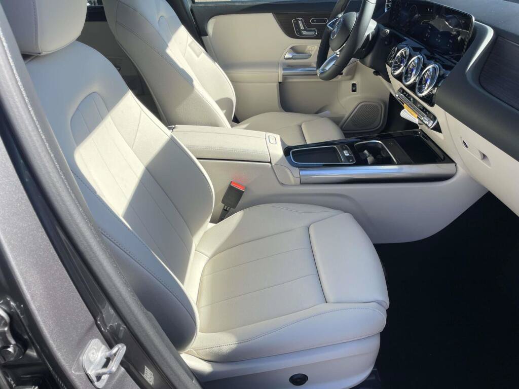 New 2026 Mercedes-Benz GLA 250 4MATIC image 20