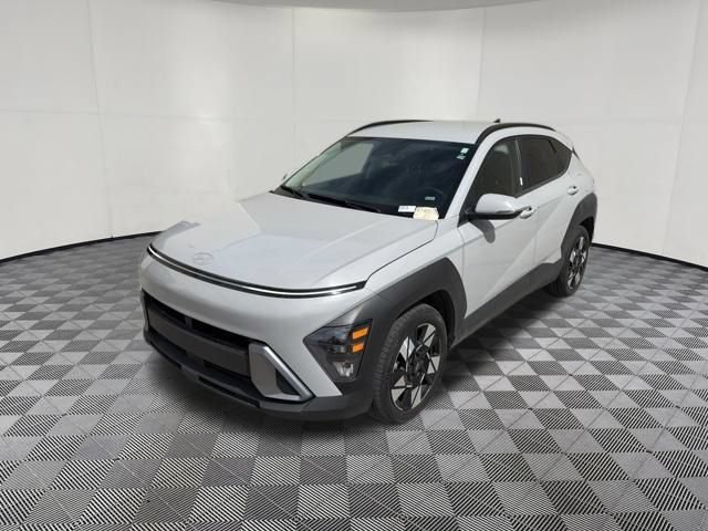 Used 2025 Hyundai Kona SEL FWD image 13