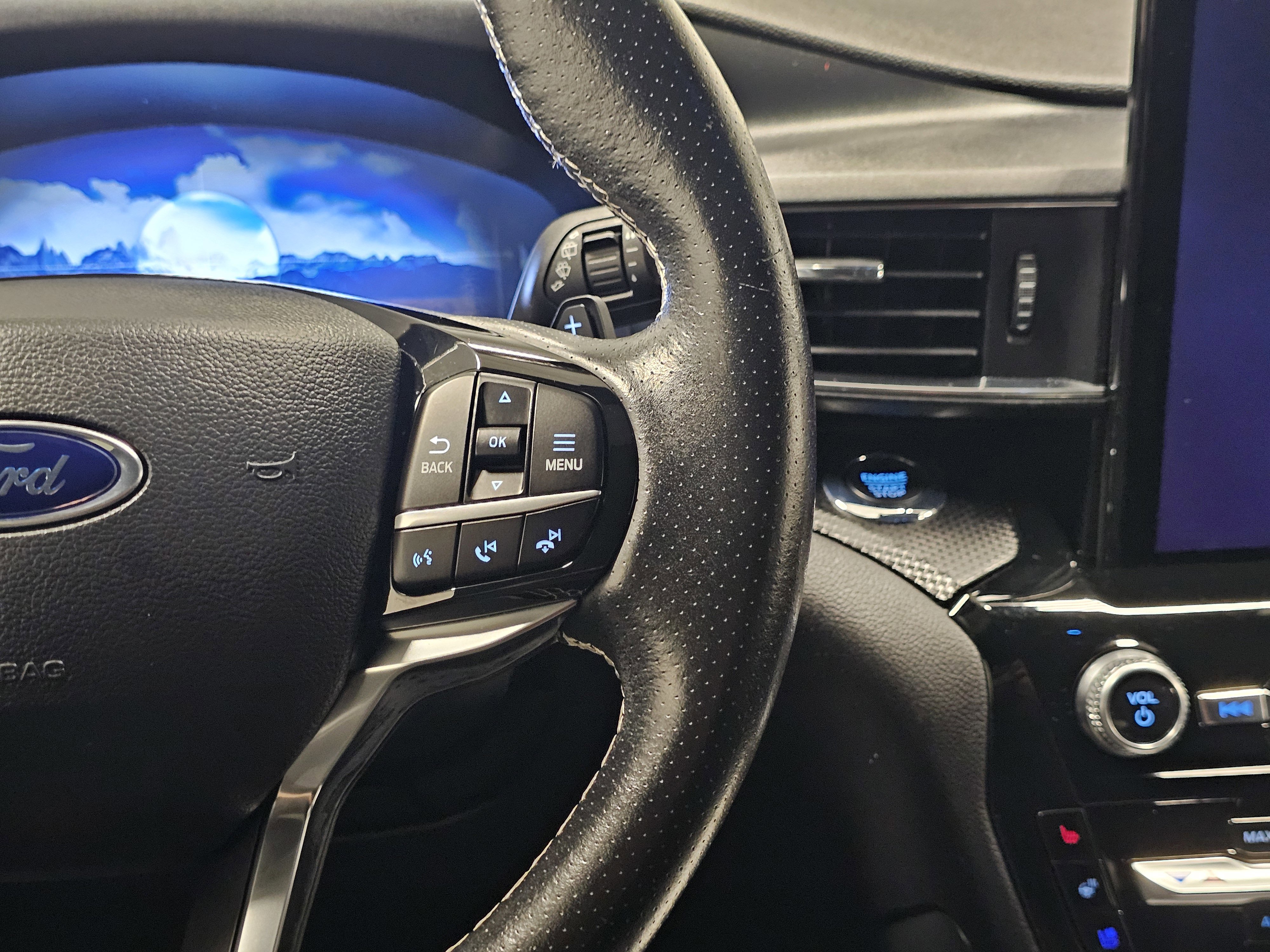 Used 2022 Ford Explorer ST w/ Equipment Group 401A image 23