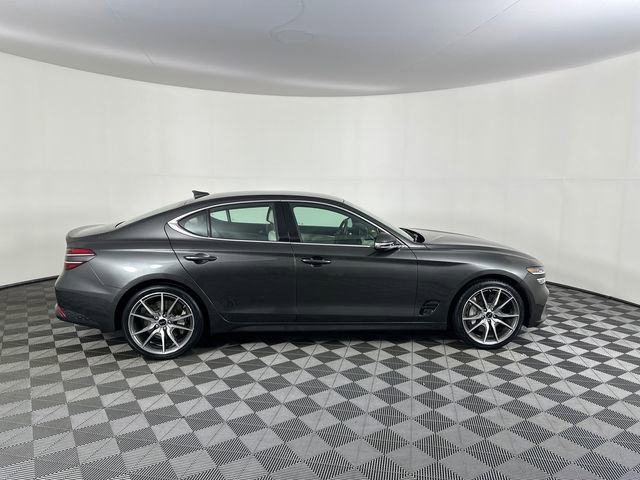 Used 2025 Genesis G70 2.5T RWD image 5