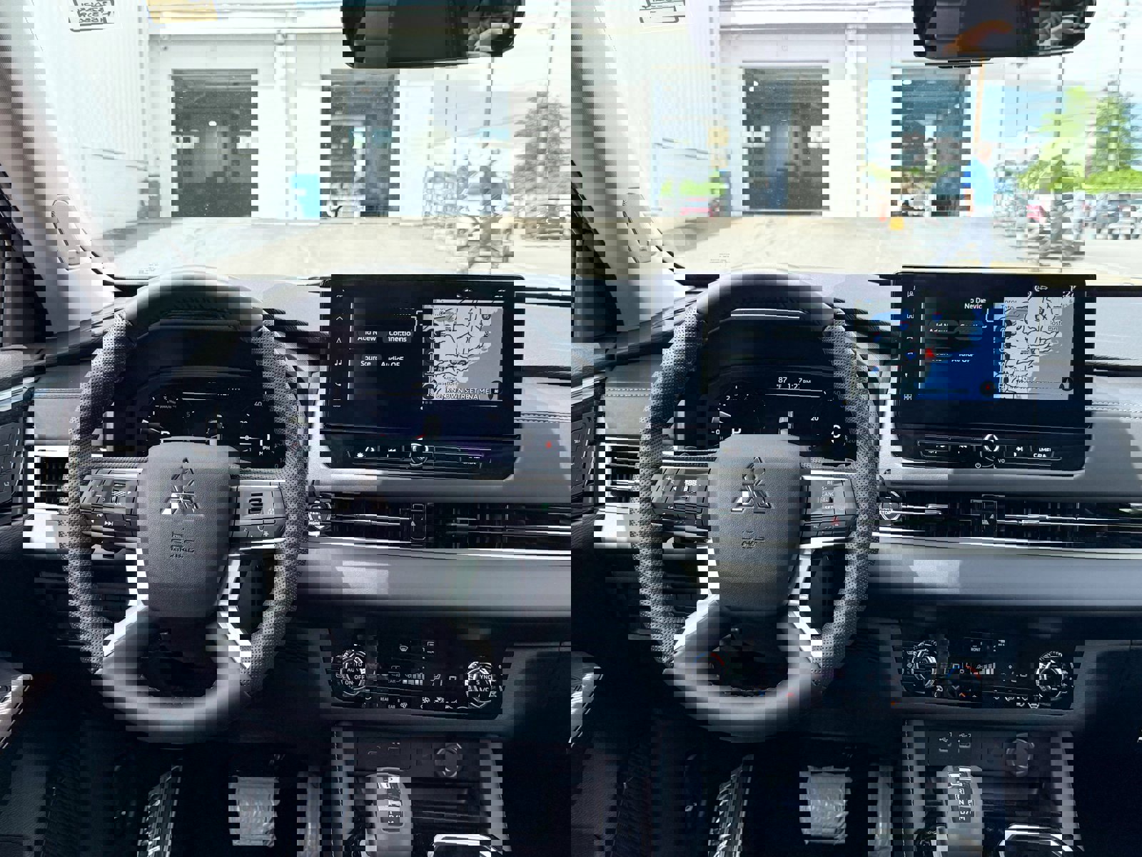 New 2025 Mitsubishi Outlander AWD image 25