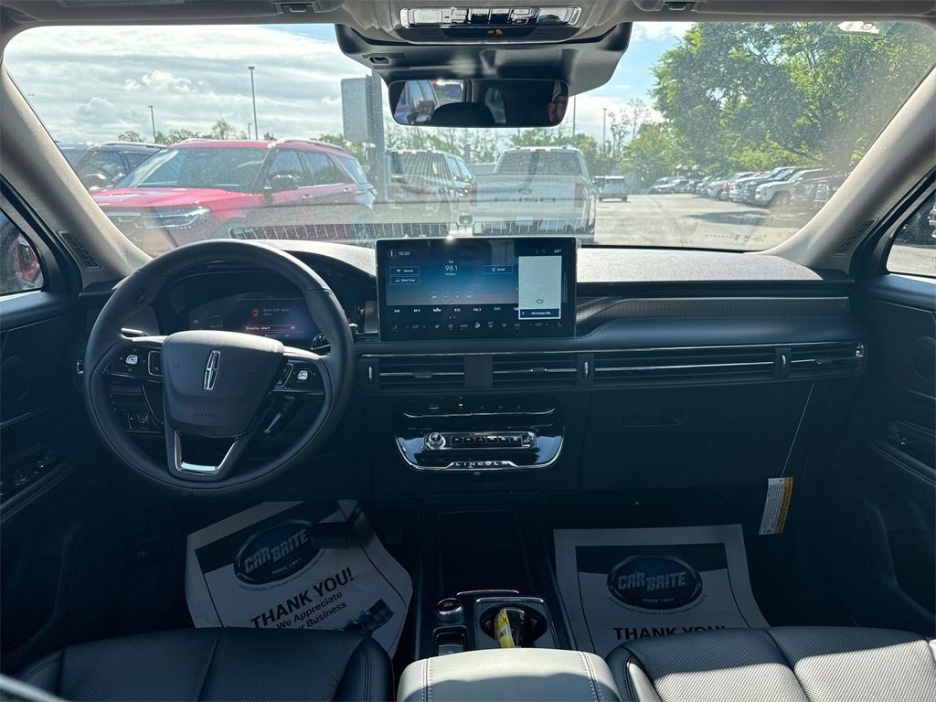 New 2025 Lincoln Corsair Reserve w/ Jet Appearance Package image 10