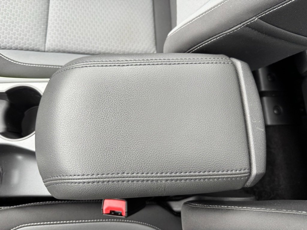 Used 2017 Ford C-MAX Energi SE w/ Equipment Group 401A image 19