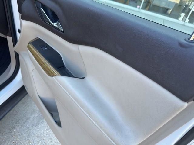 Used 2017 GMC Acadia Denali w/ Technology Package image 31