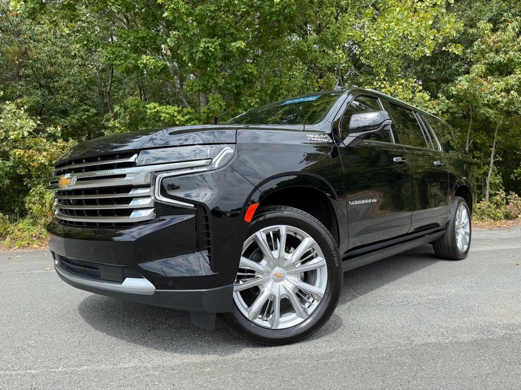 Certified 2024 Chevrolet Suburban High Country w/ Premium Package 2 AWD/4WD image 10