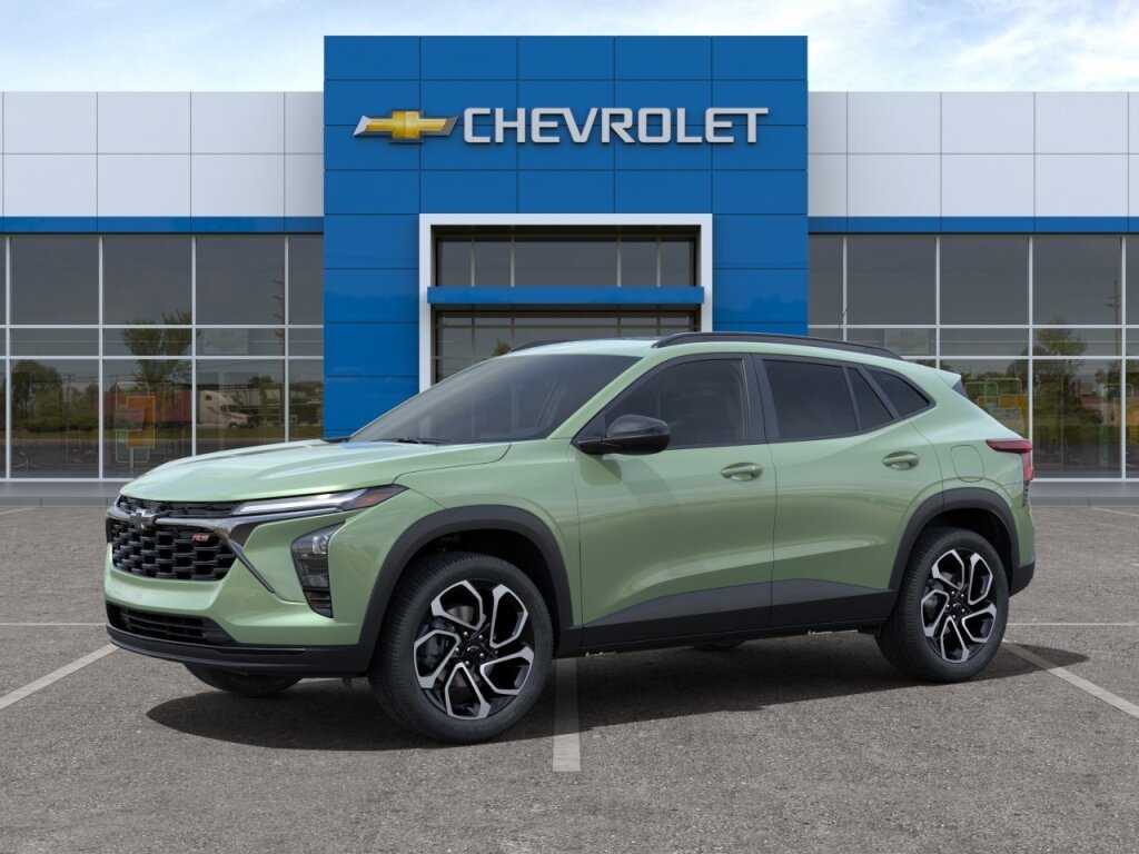 New 2024 Chevrolet Trax RS w/ Sunroof Package FWD image 3