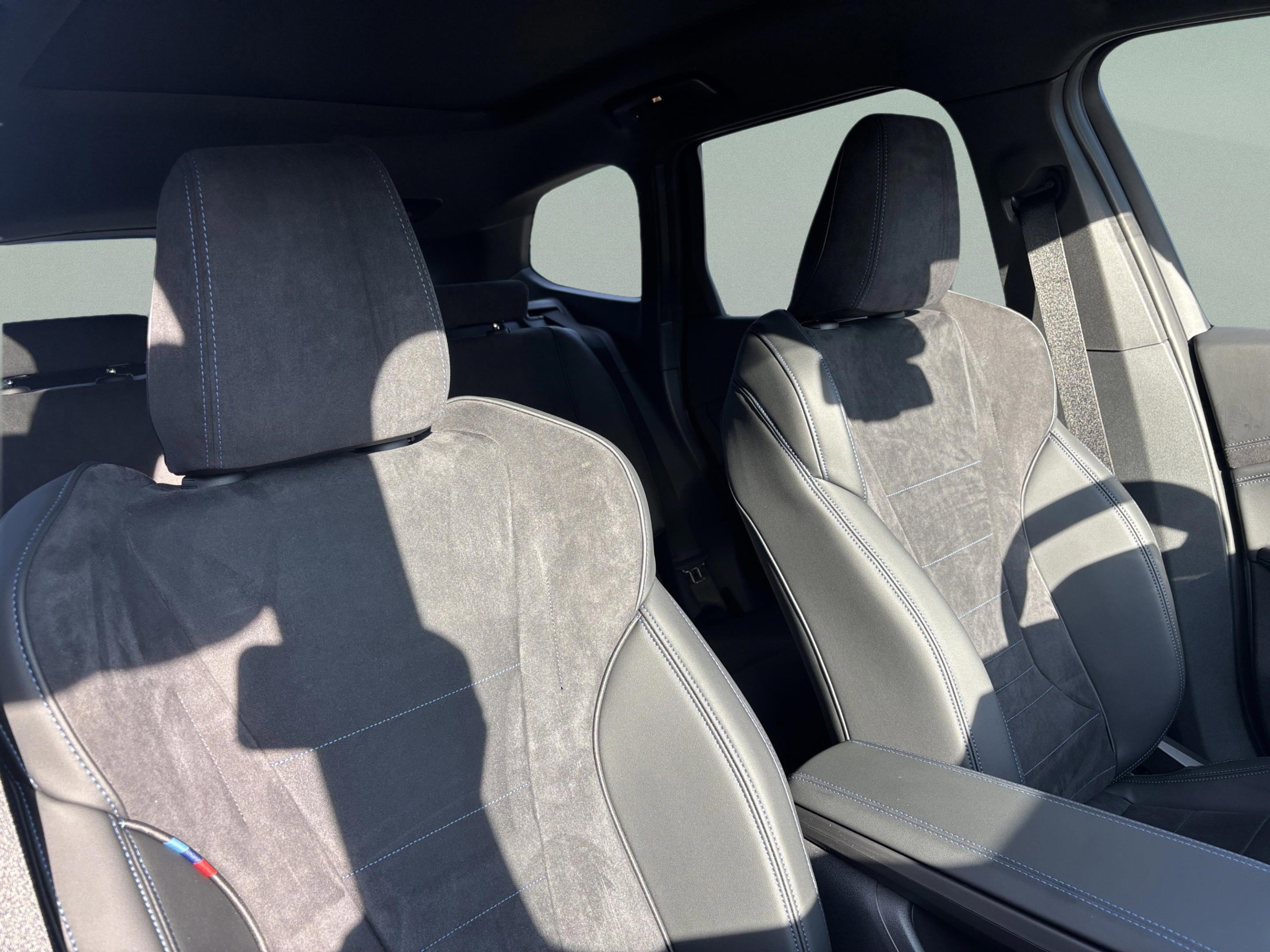 Used 2026 BMW X1 xDrive28i w/ Technology Package image 21