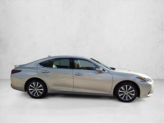 Used 2021 Lexus ES 300h w/ Premium Package FWD video 4