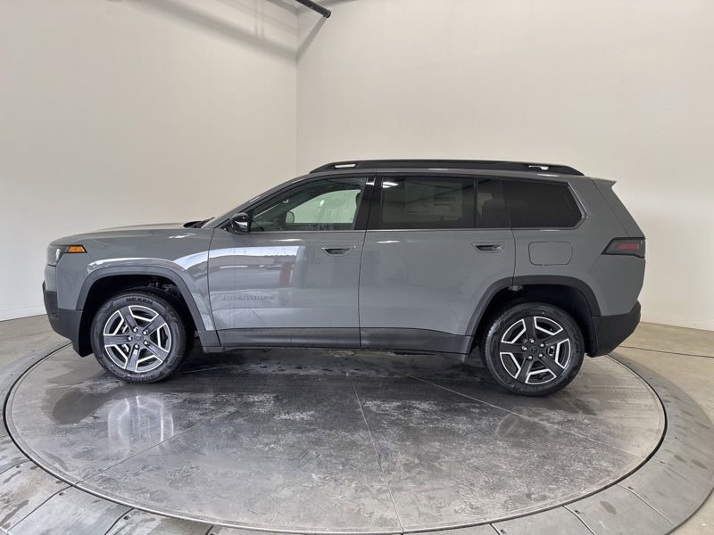 New 2026 Jeep Cherokee Laredo image 4