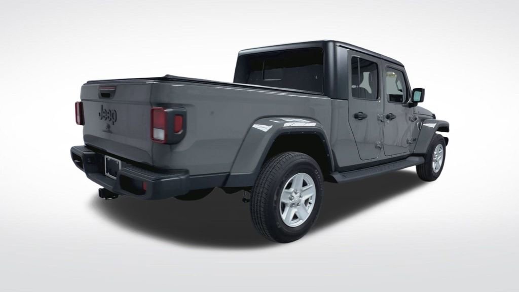 Used 2022 Jeep Gladiator Sport image 23