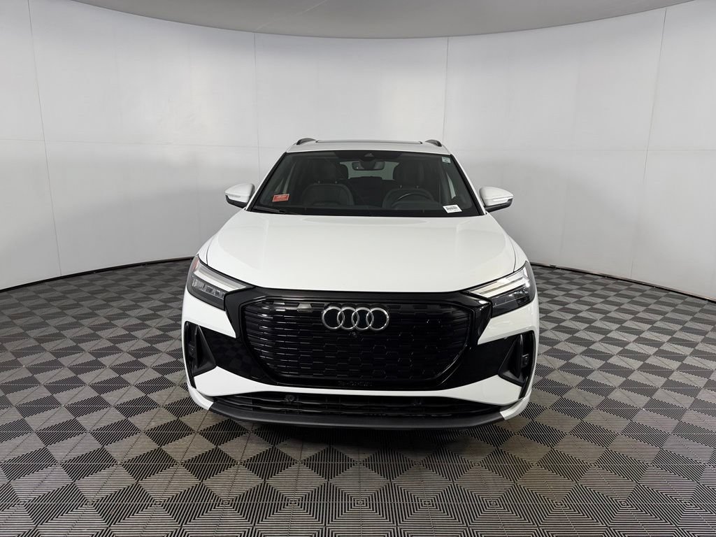 Used 2024 Audi Q4 e-tron Premium Plus w/ Premium Plus AWD/4WD image 2