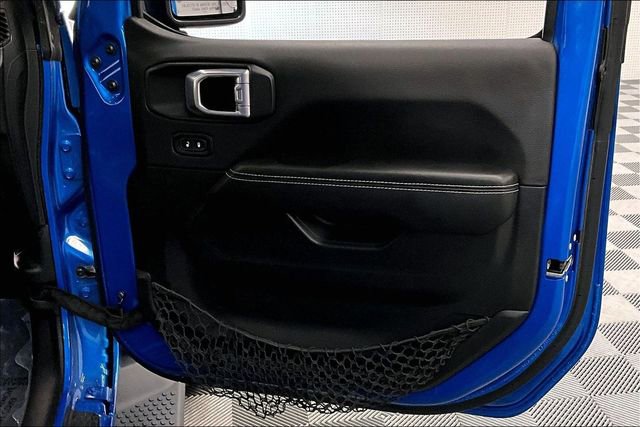 Used 2021 Jeep Wrangler Unlimited Sahara w/ Cold Weather Group image 18