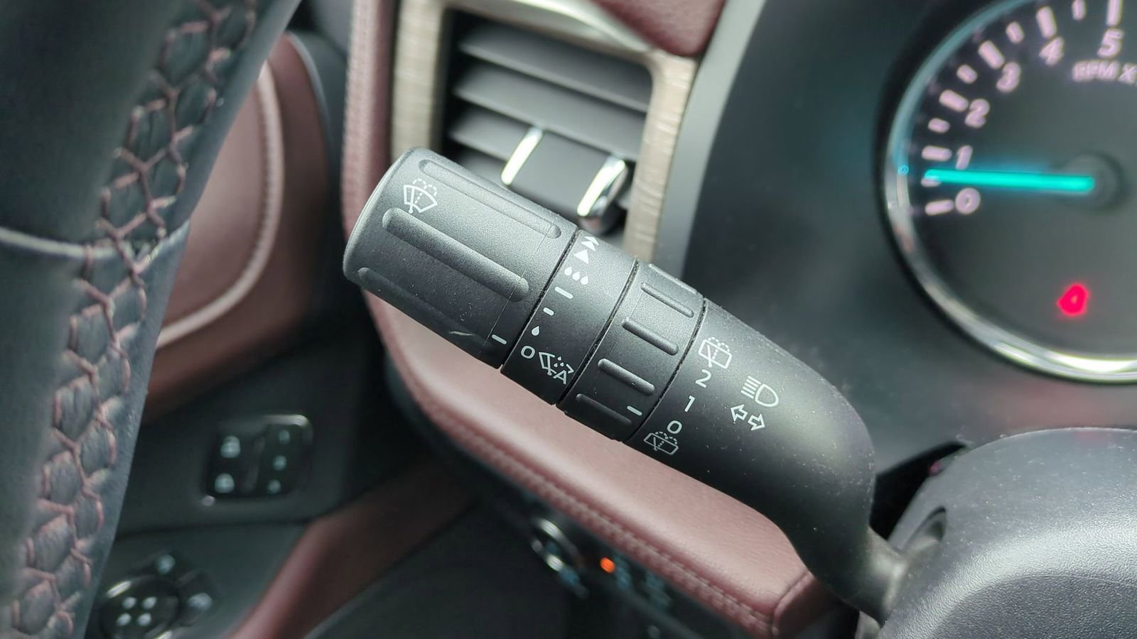 Used 2022 Ford Expedition Max Limited image 28