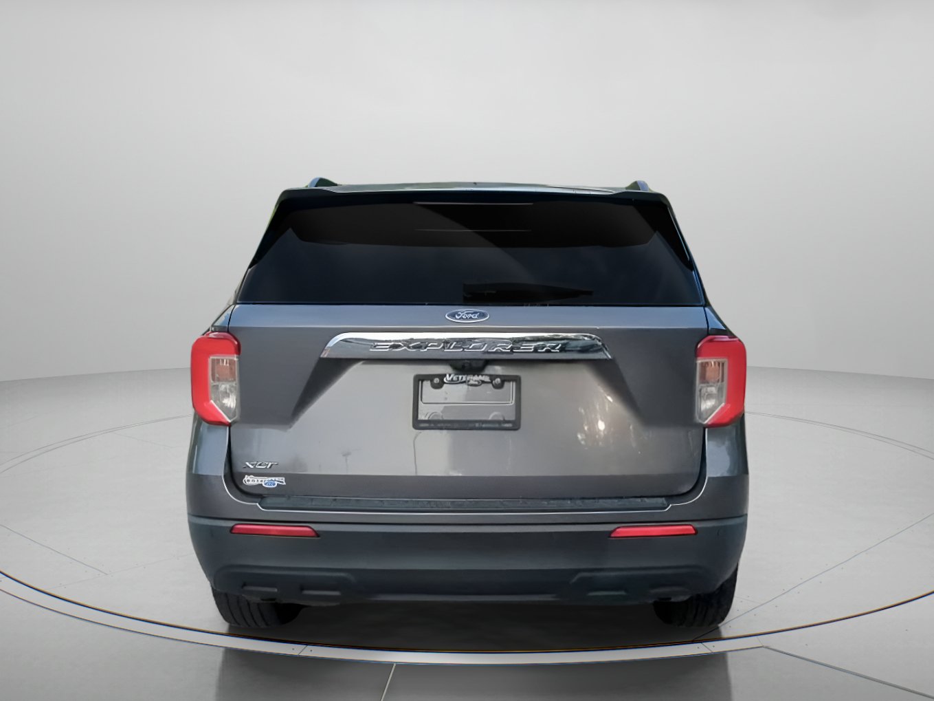 Certified 2021 Ford Explorer XLT RWD image 24