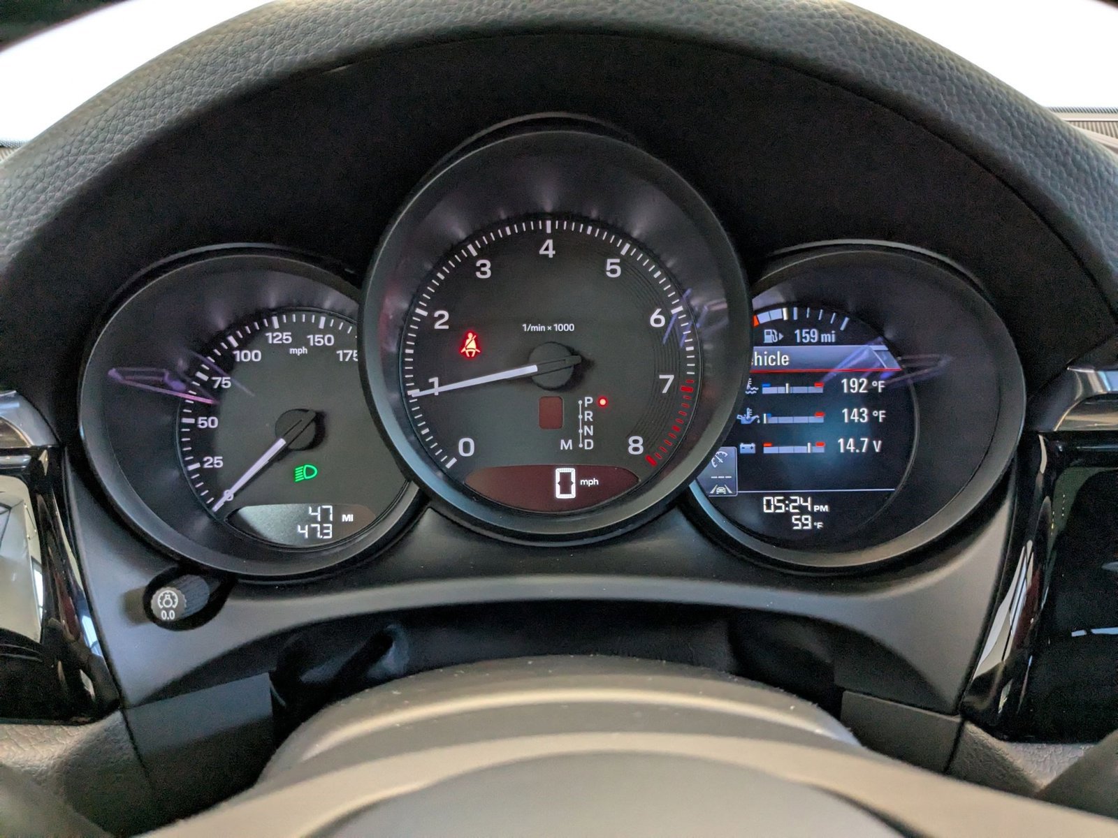 Certified 2025 Porsche Macan image 16