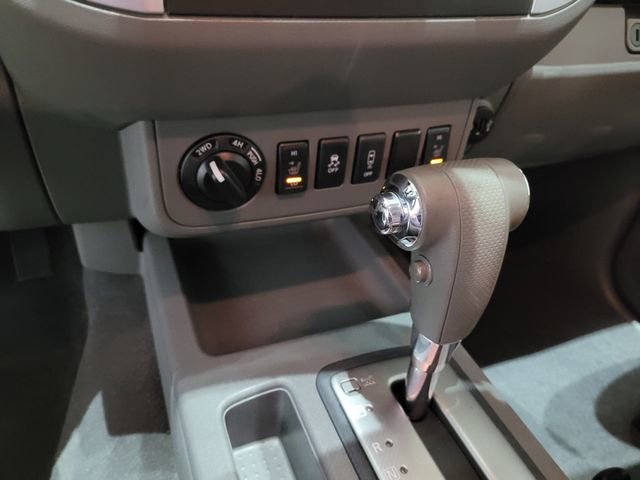 Used 2019 Nissan Frontier SV image 31