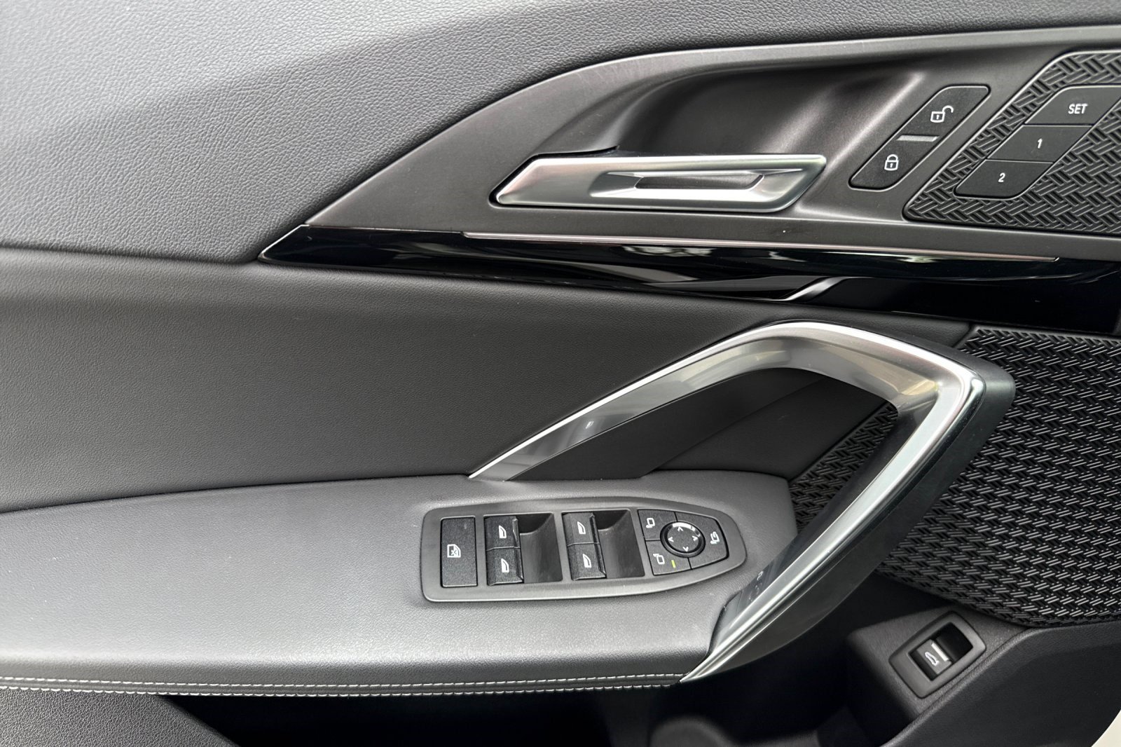 Certified 2023 BMW X1 xDrive28i w/ Convenience Package image 12