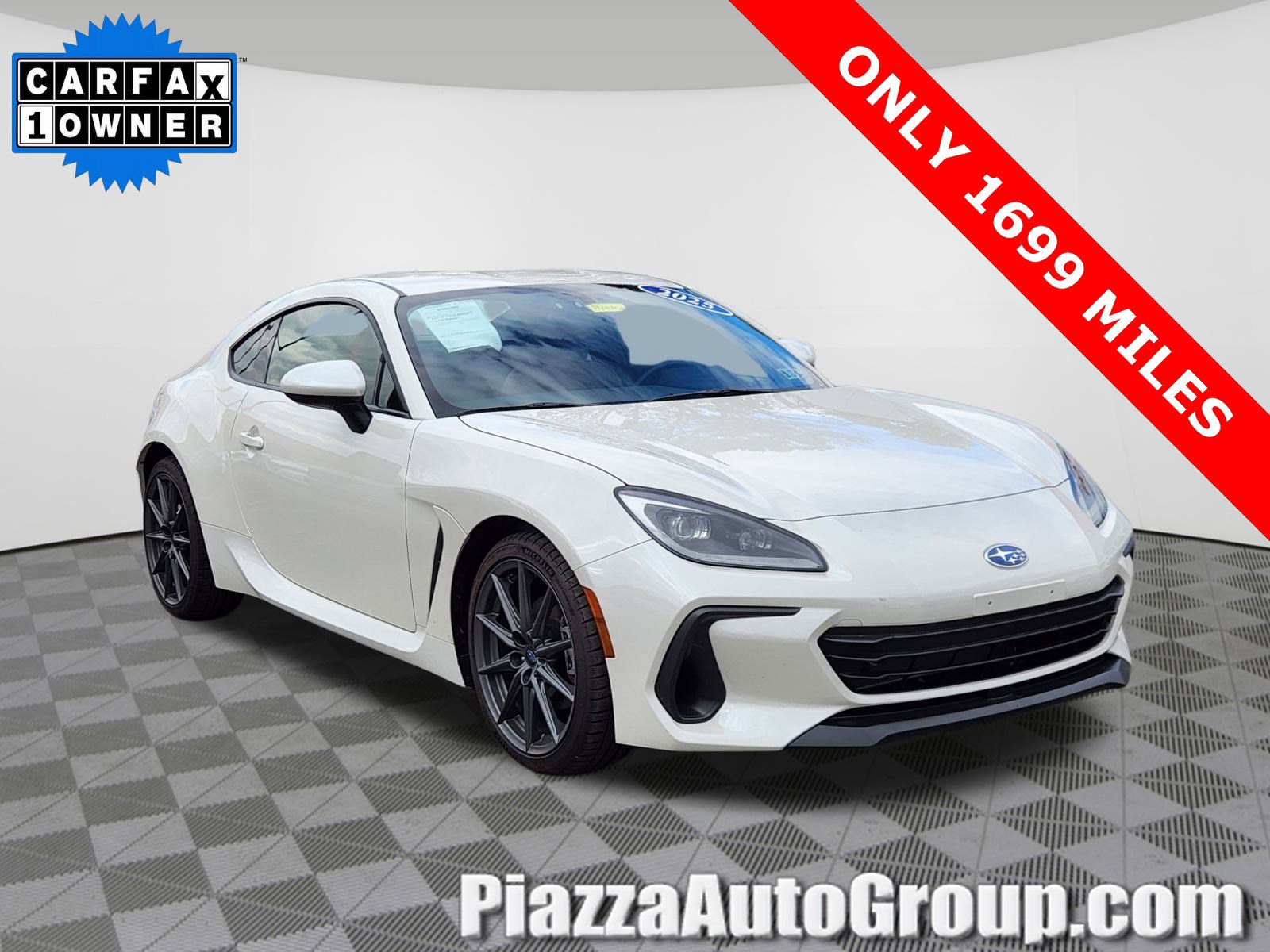 Used 2025 Subaru BRZ Limited image 1