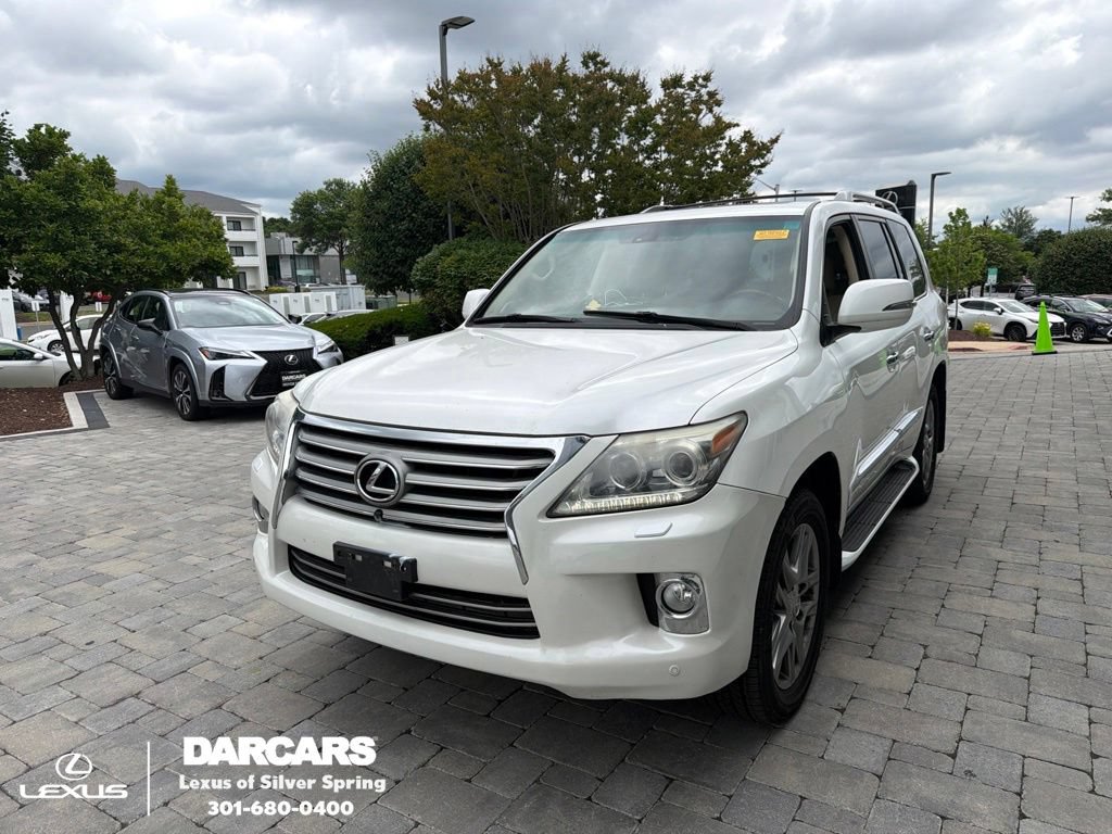 Used 2013 Lexus LX 570 4WD w/ Luxury Pkg
