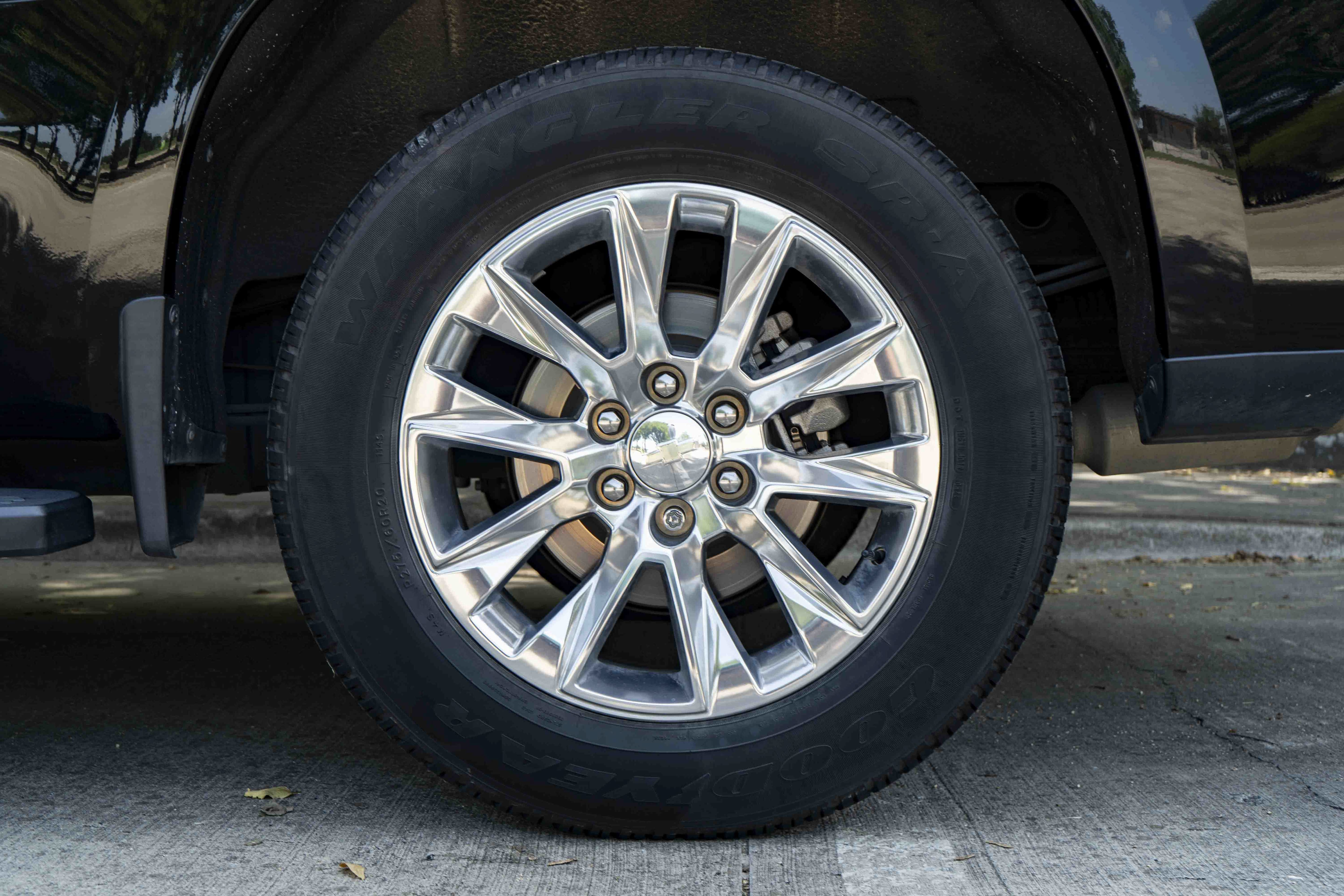 Used 2019 Chevrolet Silverado 1500 LTZ w/ LTZ Texas Edition AWD/4WD image 17