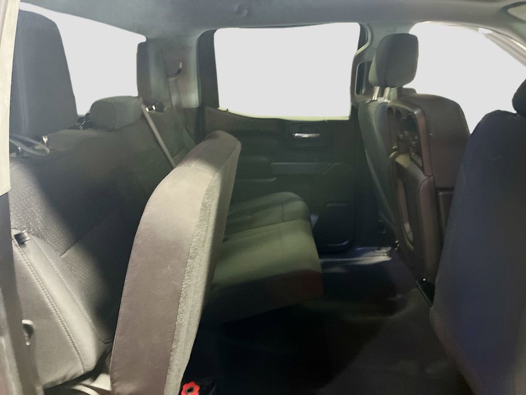Used 2019 Chevrolet Silverado 1500 Custom w/ Custom Value Package AWD/4WD image 26