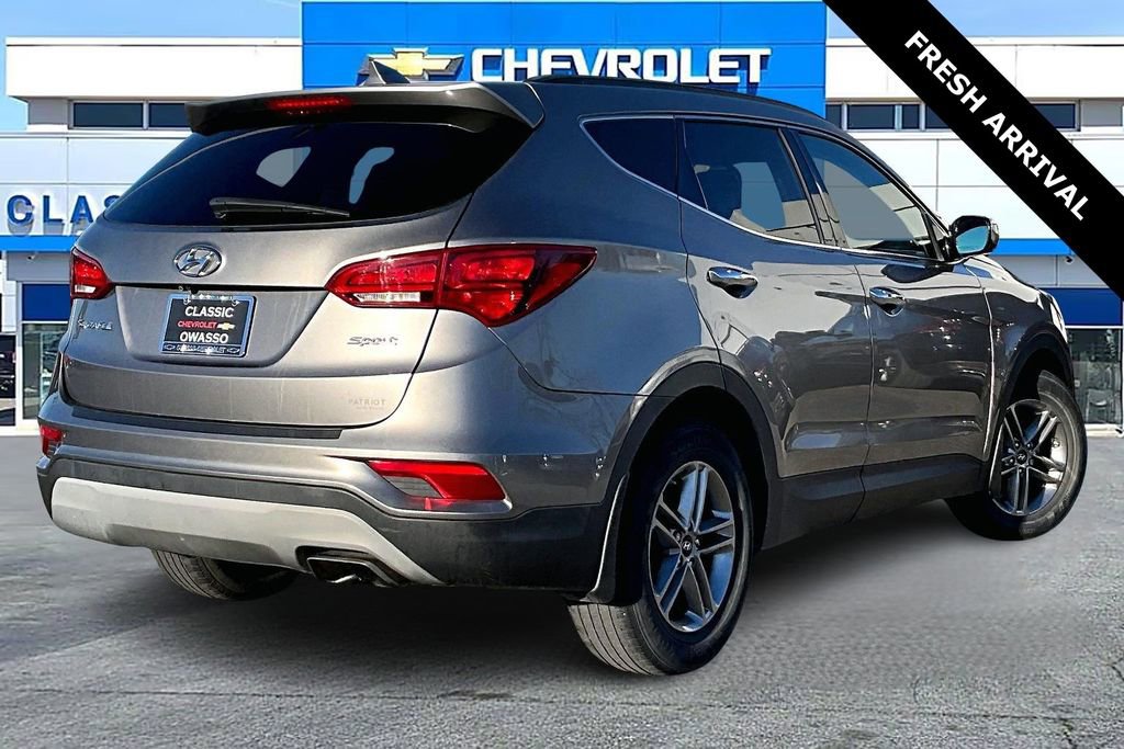 Used 2018 Hyundai Santa Fe Sport w/ 2.4L Value Package 02 image 5