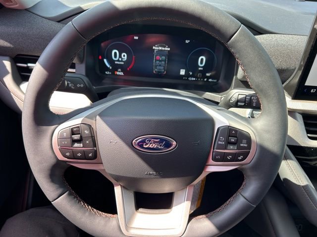 New 2026 Ford Explorer Active w/ Active Comfort Package image 24