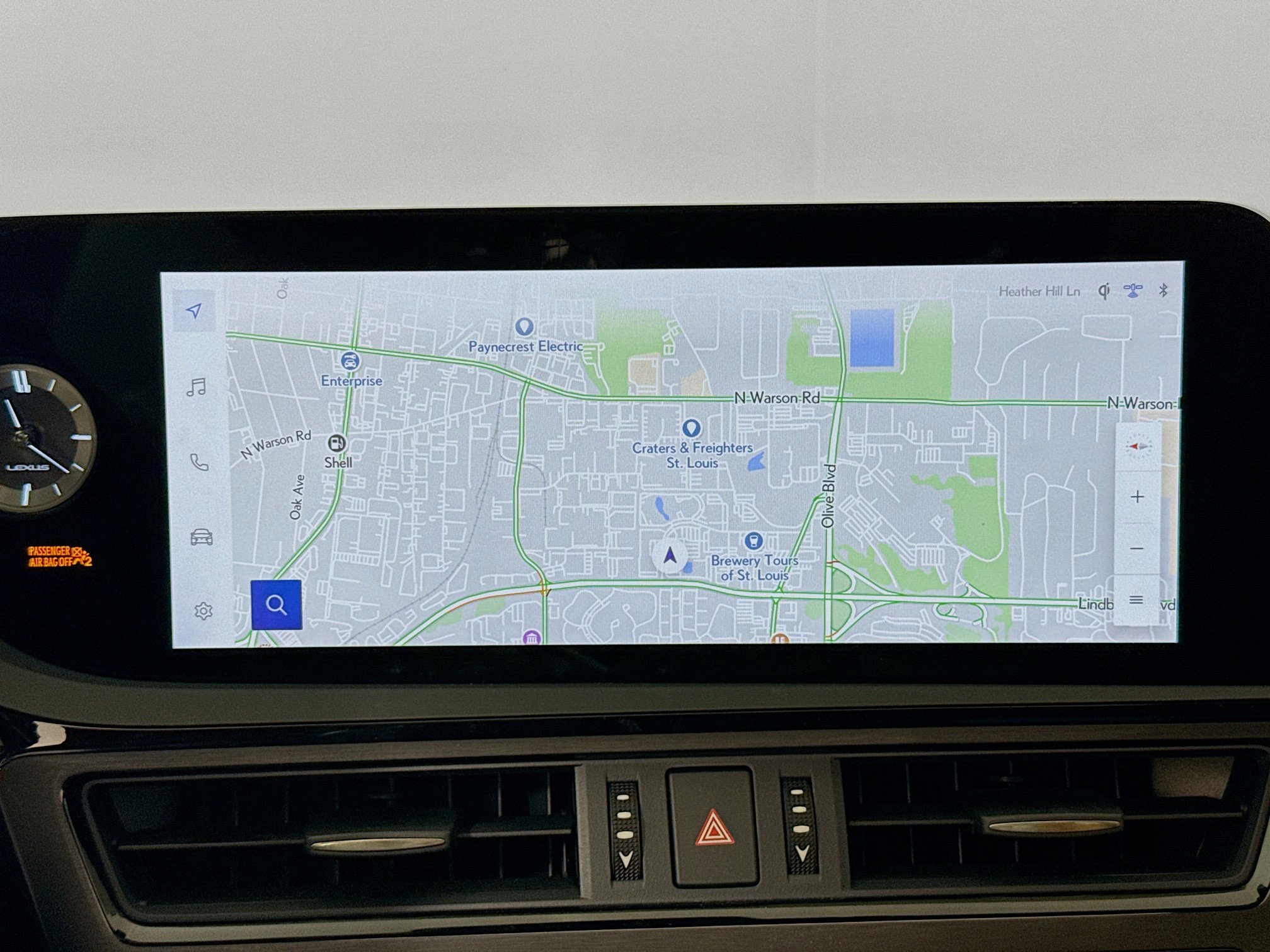 Used 2025 Lexus ES 300h w/ Premium Package image 16