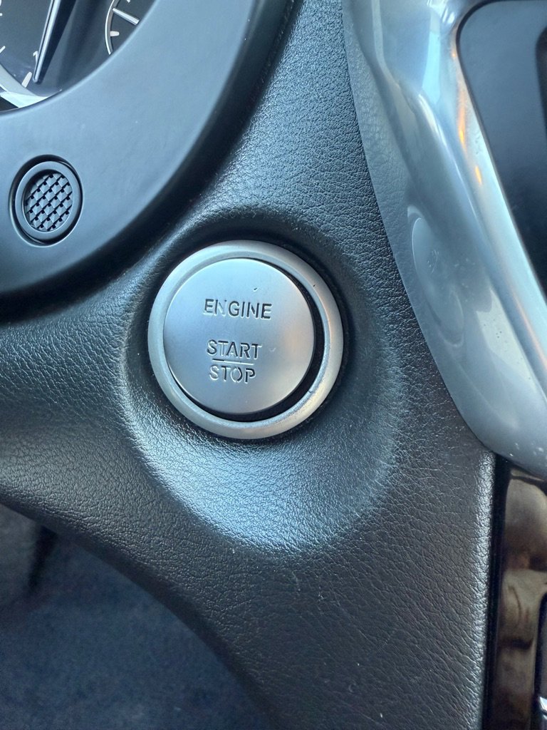 Used 2017 INFINITI QX30 image 18