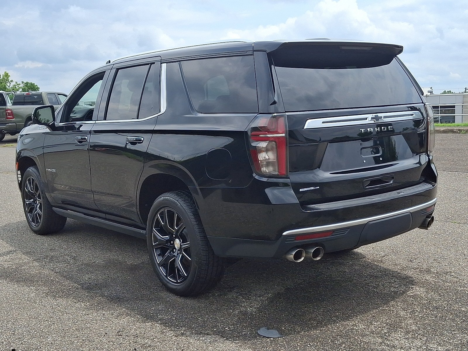 Used 2024 Chevrolet Tahoe High Country w/ Max Trailering Package AWD/4WD image 4