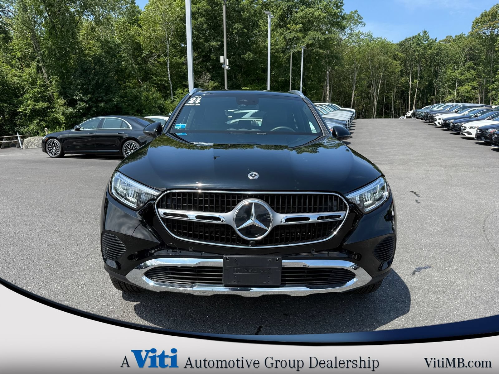 Used 2024 Mercedes-Benz GLC 300 4MATIC image 3