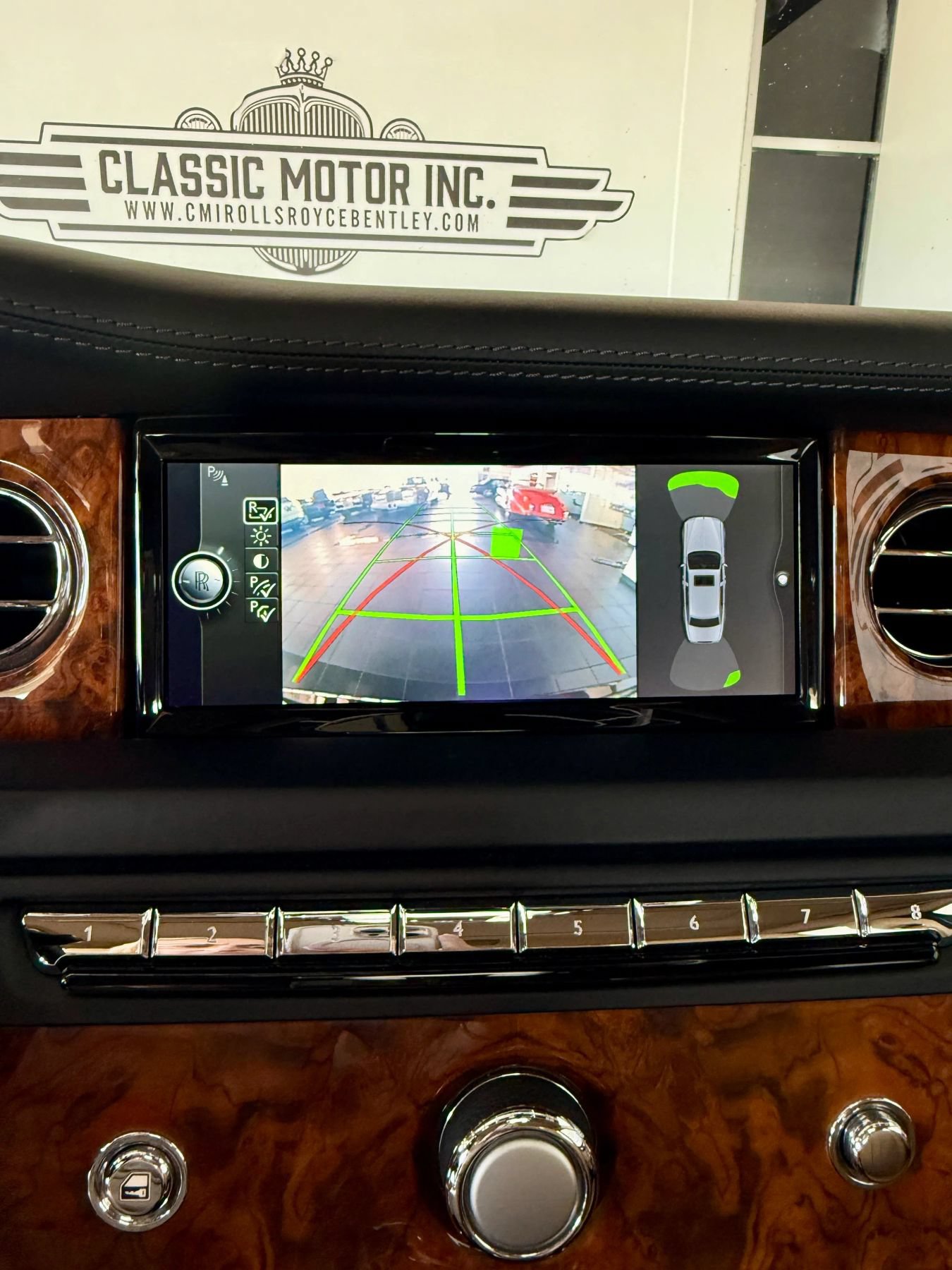 Used 2015 Rolls-Royce Phantom Sedan RWD image 17