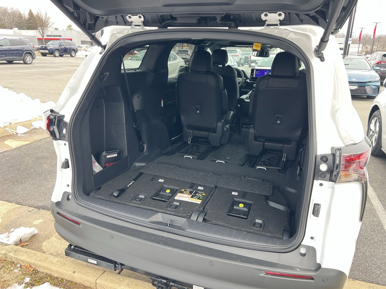 New 2026 Toyota Sienna XLE Woodland Edition image 20