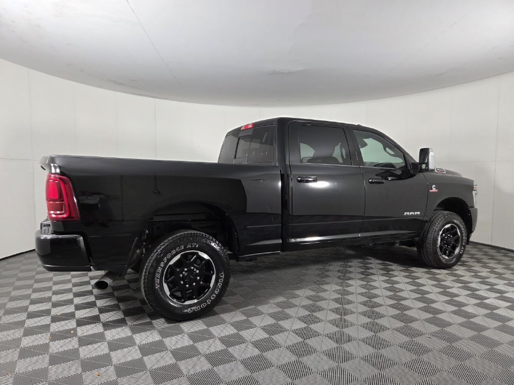 Used 2026 RAM 2500 Laramie AWD/4WD image 4