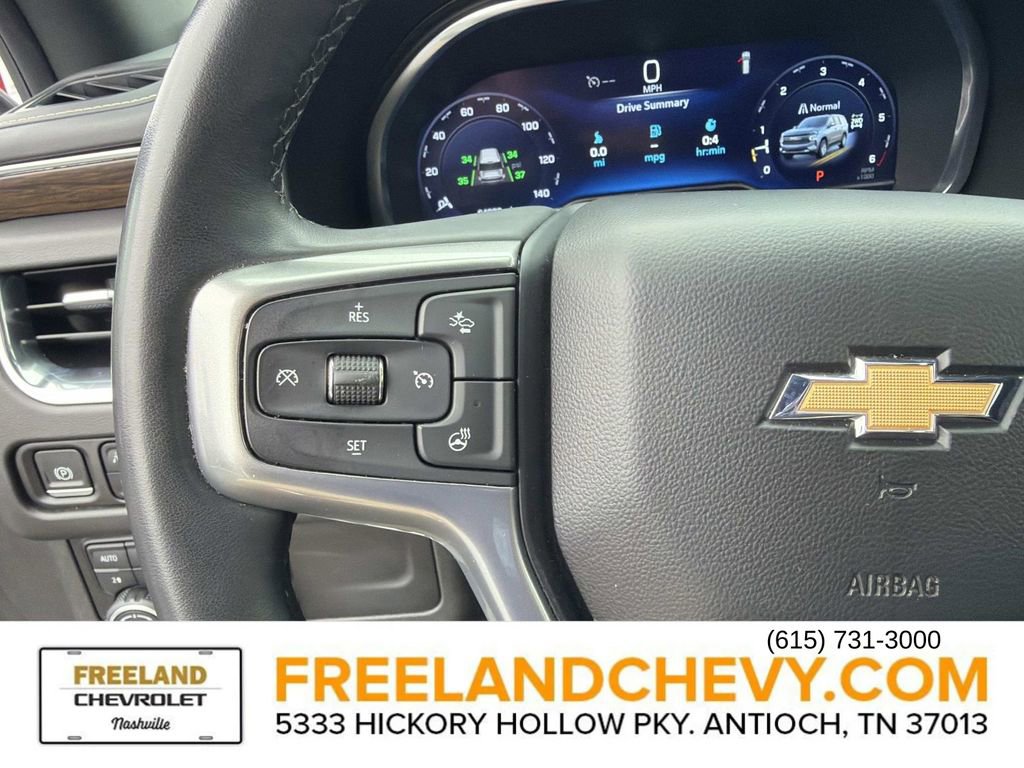 Used 2023 Chevrolet Suburban Premier image 29