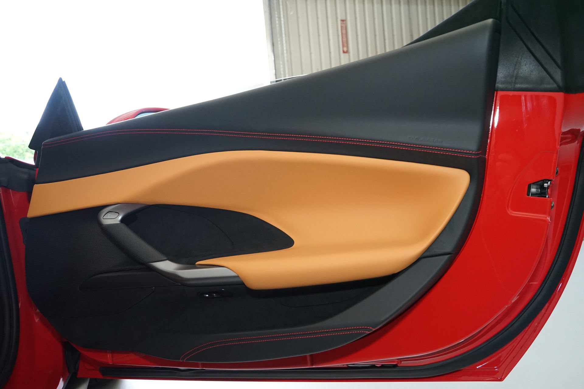 Used 2025 Ferrari 296 GTS RWD image 21