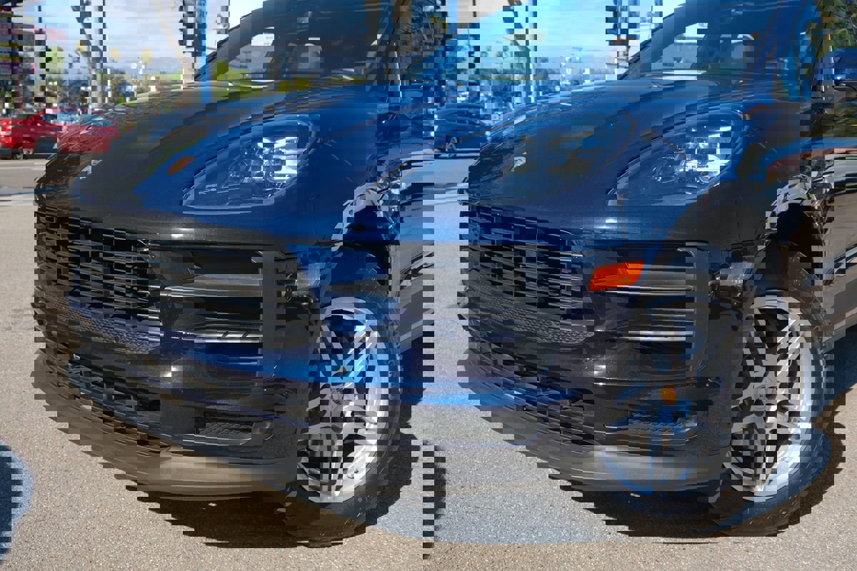 Used 2021 Porsche Macan image 8