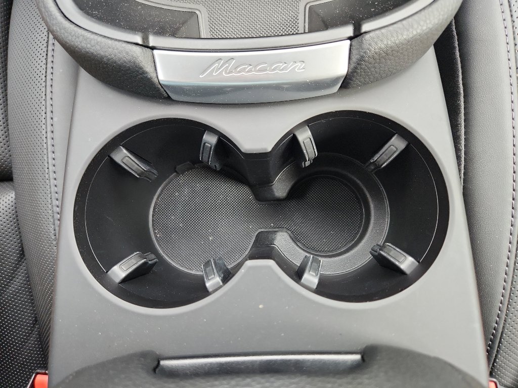 New 2025 Porsche Macan image 36