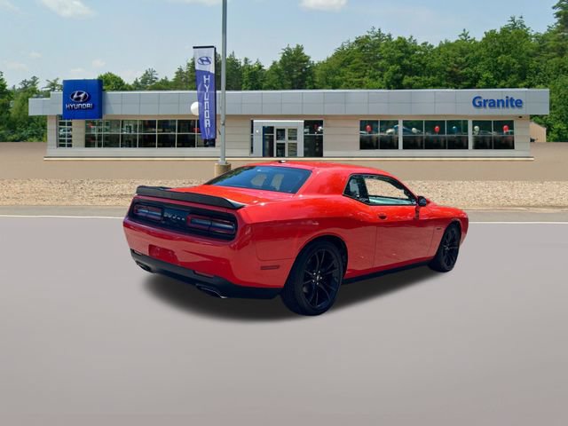 Used 2018 Dodge Challenger R/T w/ Blacktop Package RWD image 7