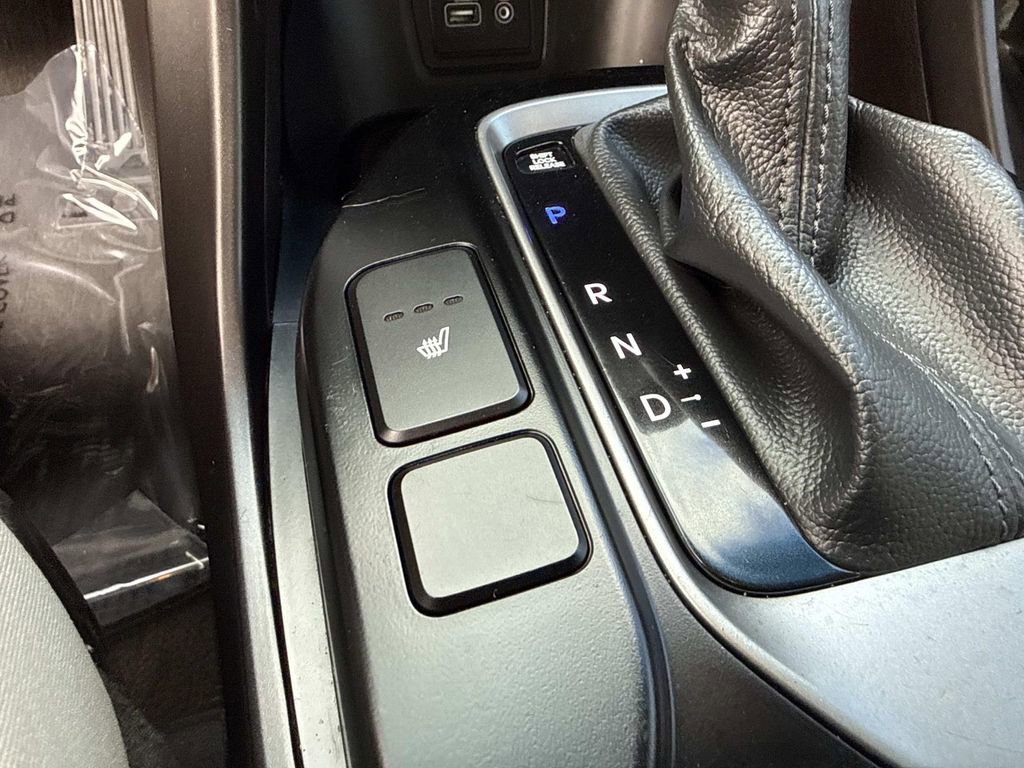 Used 2018 Hyundai Santa Fe Sport w/ 2.4L Value Package 02 image 36