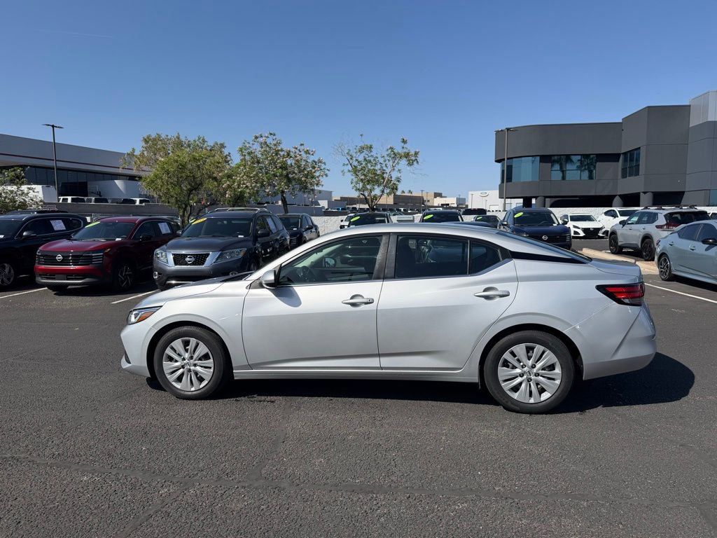 Used 2023 Nissan Sentra S FWD image 9