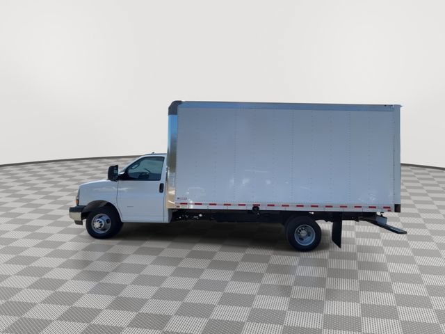 New 2026 Chevrolet Express 3500 w/ Power Convenience Package RWD image 6