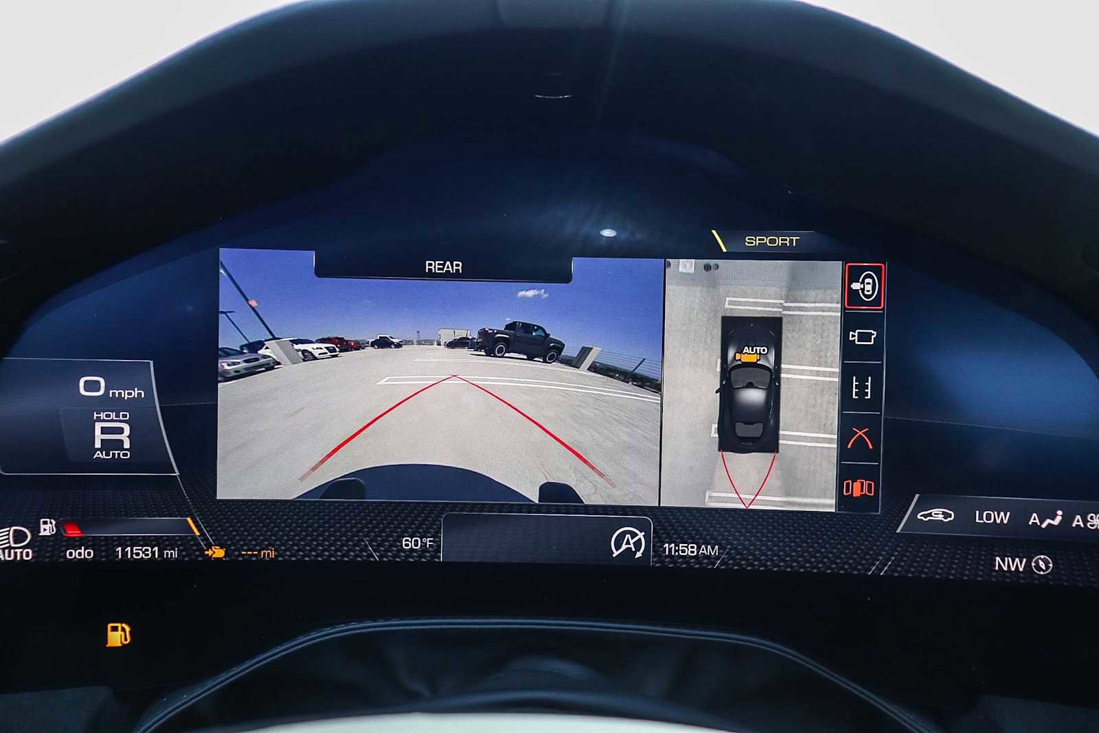 Used 2021 Ferrari Roma RWD image 32