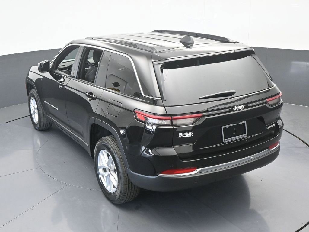 New 2026 Jeep Grand Cherokee Laredo RWD image 42