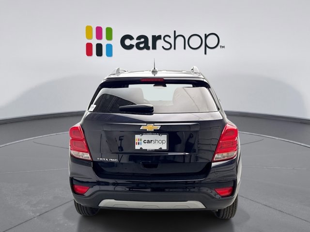 Used 2022 Chevrolet Trax LT w/ LT Convenience Package image 4