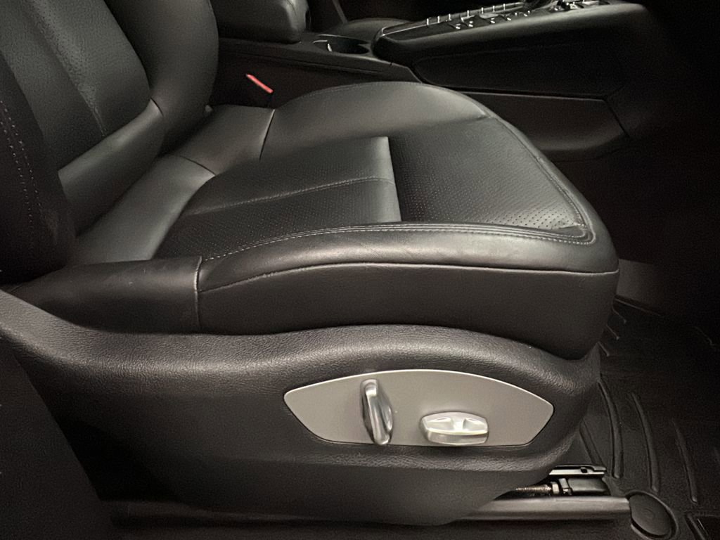Used 2021 Porsche Macan S image 17