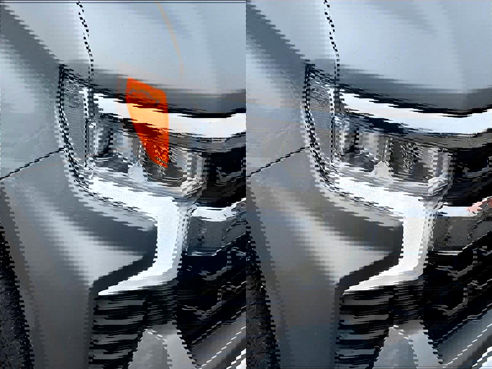 Used 2024 Chevrolet Silverado 1500 LT AWD/4WD image 32